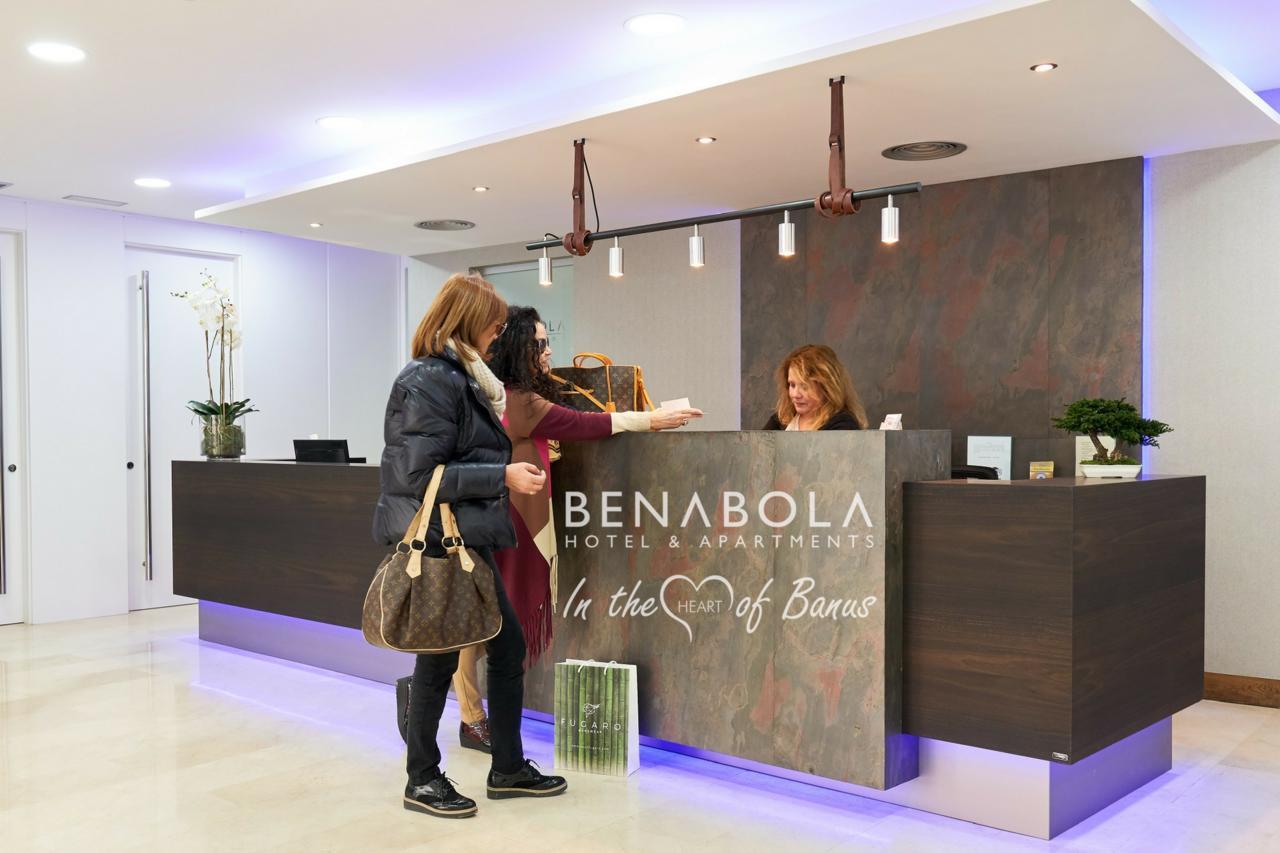 Aparthotel Benabola & 4*